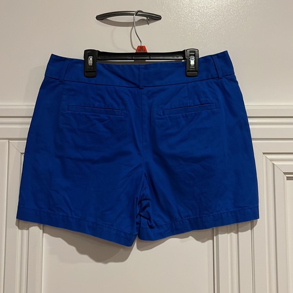 LOFT Blue Shorts SIZE 4 INSEAM 6” WOMEN SHORTS - Picture 2 of 4